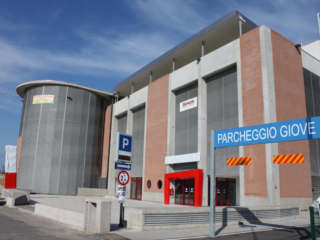 GARAGE IN CENTRO STORICO