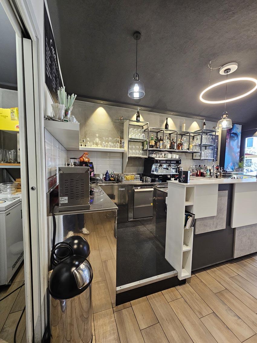 ATTIVITA' DI BAR BEN AVVIATA IN CORSO DEL POPOLO A CHIOGGIA