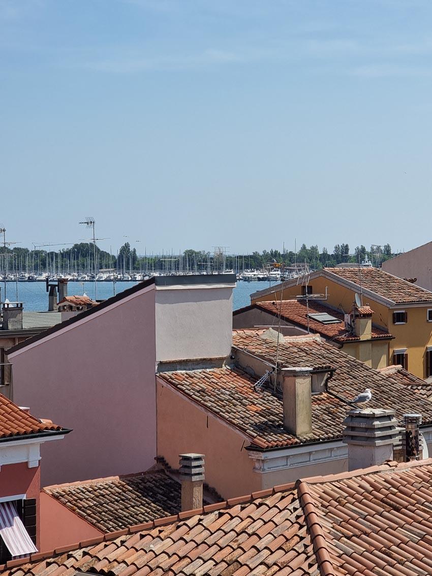 Chioggia Centro Storico  con terrazza condominiale vista laguna 