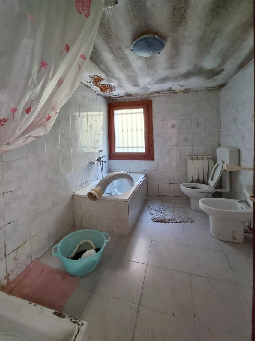 Chioggia Sottomarina centro storico casa con cortile e terrazza