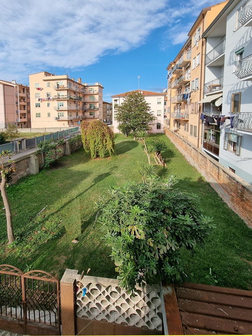 CHIOGGIA PICCOLO COMPLESSO RESIDENZIALE IN CENTRO STORICO CON POSTI AUTO