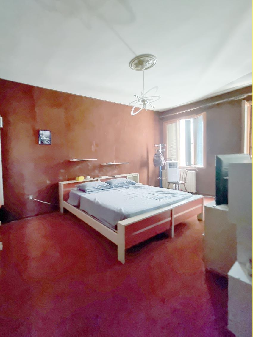 CHIOGGIA PICCOLO COMPLESSO RESIDENZIALE IN CENTRO STORICO CON POSTI AUTO