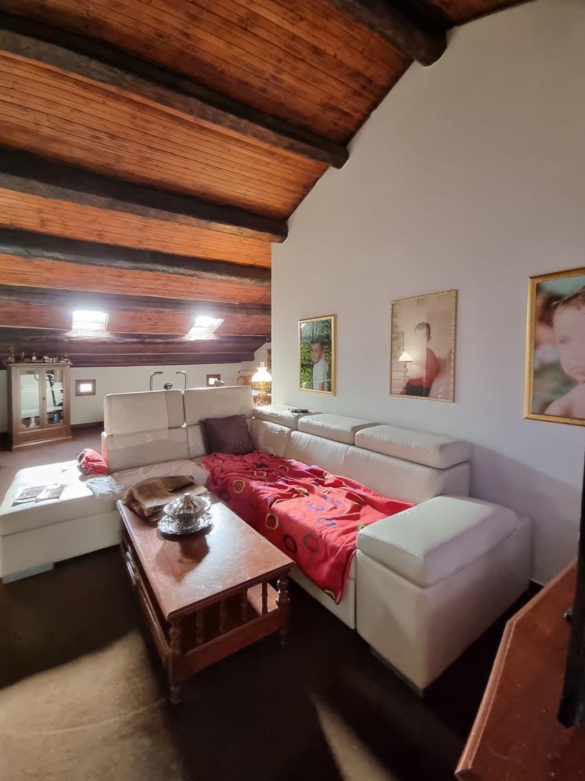 CHIOGGIA PICCOLO COMPLESSO RESIDENZIALE IN CENTRO STORICO CON POSTI AUTO
