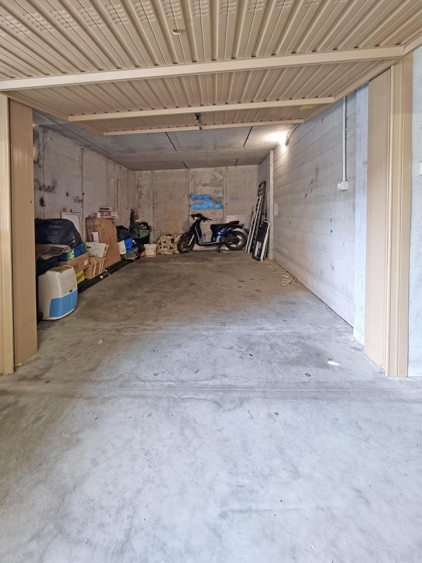 Garage a Borgo San Giovanni seminterrato